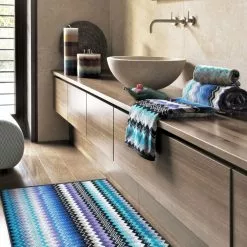 Framsida -Plädar & prydnadskuddar affär 10449536 2