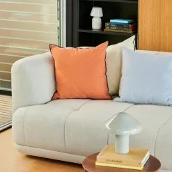 Hay Outline Cushion -Plädar & prydnadskuddar affär 10689835r 9