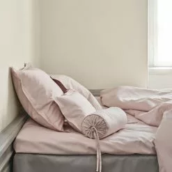 Mille Notti Satina Örngott Rosa -Plädar & prydnadskuddar affär 10695124r 2