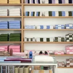 Hay Check Bath Towel Cappuccino 11 Hay Check Bath Towel Cappuccino -Plädar & prydnadskuddar affär 10712018 3