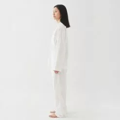 Tekla Poplin Pyjamas Shirt Alabaster White -Plädar & prydnadskuddar affär 10712810r 4