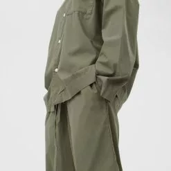 Tekla Poplin Pyjamas Shirt Willow -Plädar & prydnadskuddar affär 10715471r 3