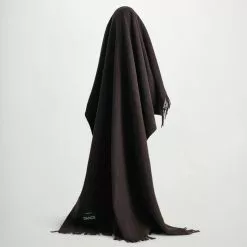 Magniberg Bold Blanket - Dark Chocolate 10 Magniberg Bold Blanket - Dark Chocolate -Plädar & prydnadskuddar affär 10716583 3