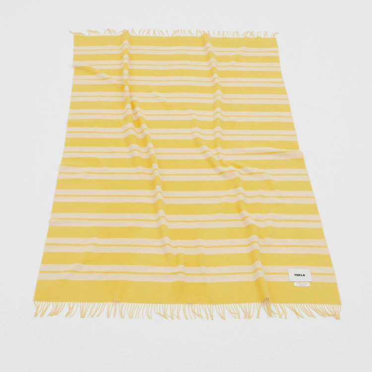 Tekla Le Corbusier Blanket - Blanc/Le Jaune Vif 9 Tekla Le Corbusier Blanket - Blanc/Le Jaune Vif - Bild 7