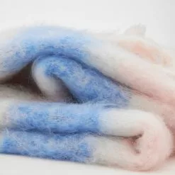 Tekla Le Corbusier Blanket - Outremer Gris/Blue Outremer/Rose Vif -Plädar & prydnadskuddar affär 10722069 6